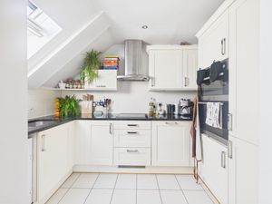 Kitchen- click for photo gallery